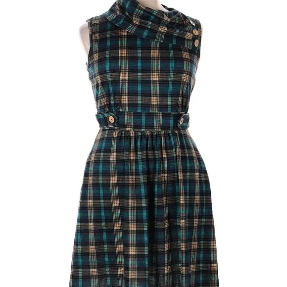 Modcloth "Coach Tour" Plaid Dress - Picture 4 of 5